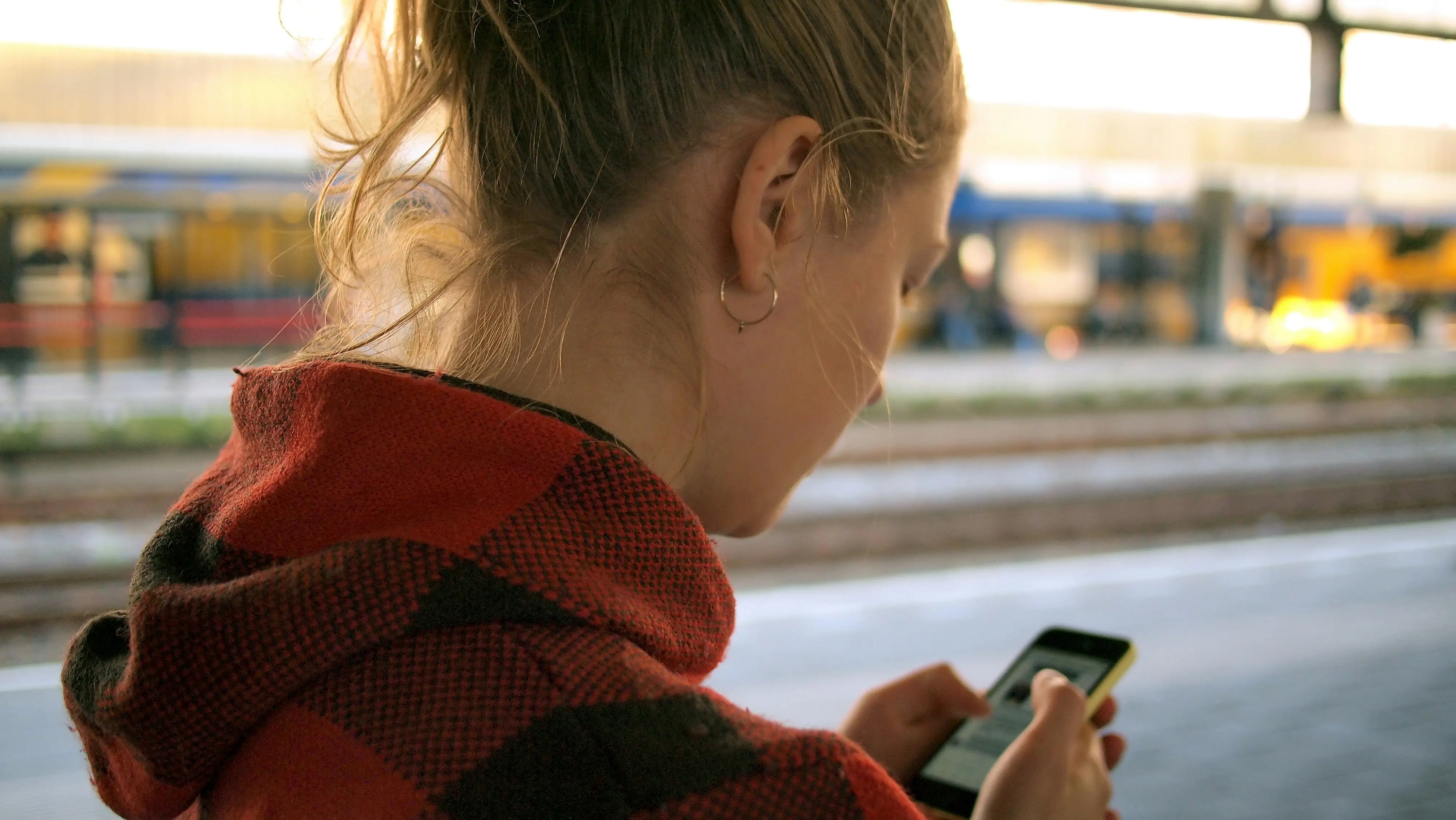 Etran app download screen on a smartphone